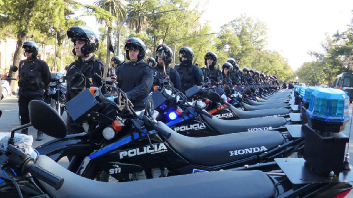 Un Suboficial De La Brigada Motorizada Muri Al Chocar Con La Moto En