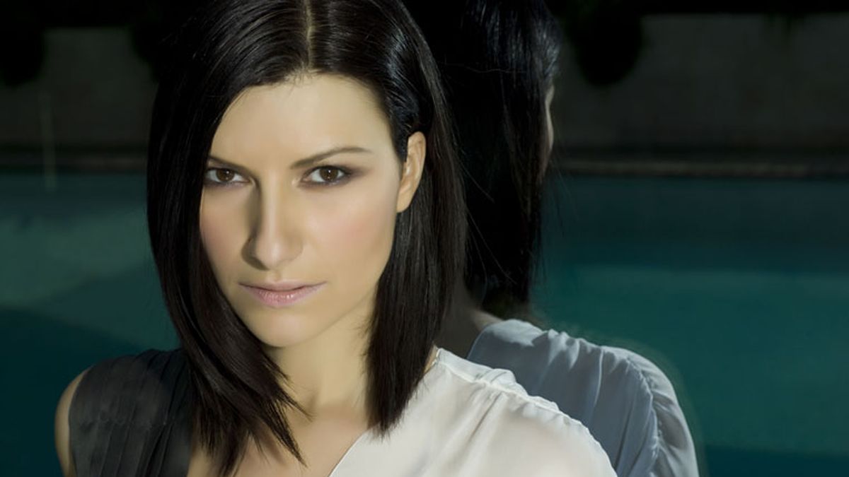 Laura Pausini Tuvo Un Incidente Que La Dej Al Descubierto