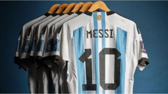 Messi Subastar Seis Camisetas Que Utiliz En El Mundial De Qatar