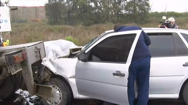 Cuatro Heridos En Un Espectacular Choque Entre Dos Camiones Y Un Auto