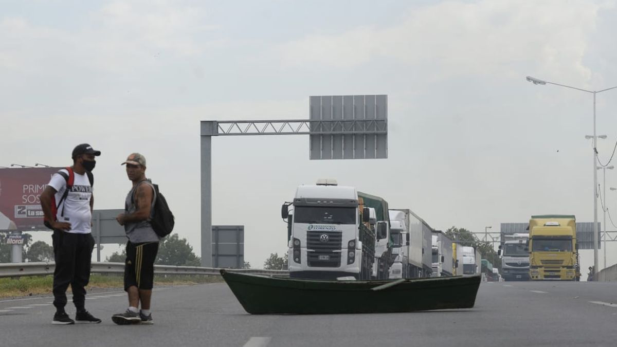 Piden que se suspenda la veda pesquera por 45 días y que se llame a una