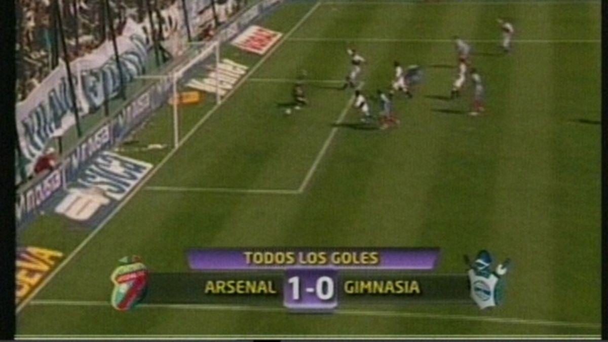 Arsenal le ganó en Sarandí a Gimnasia con un gol que el árbitro debió