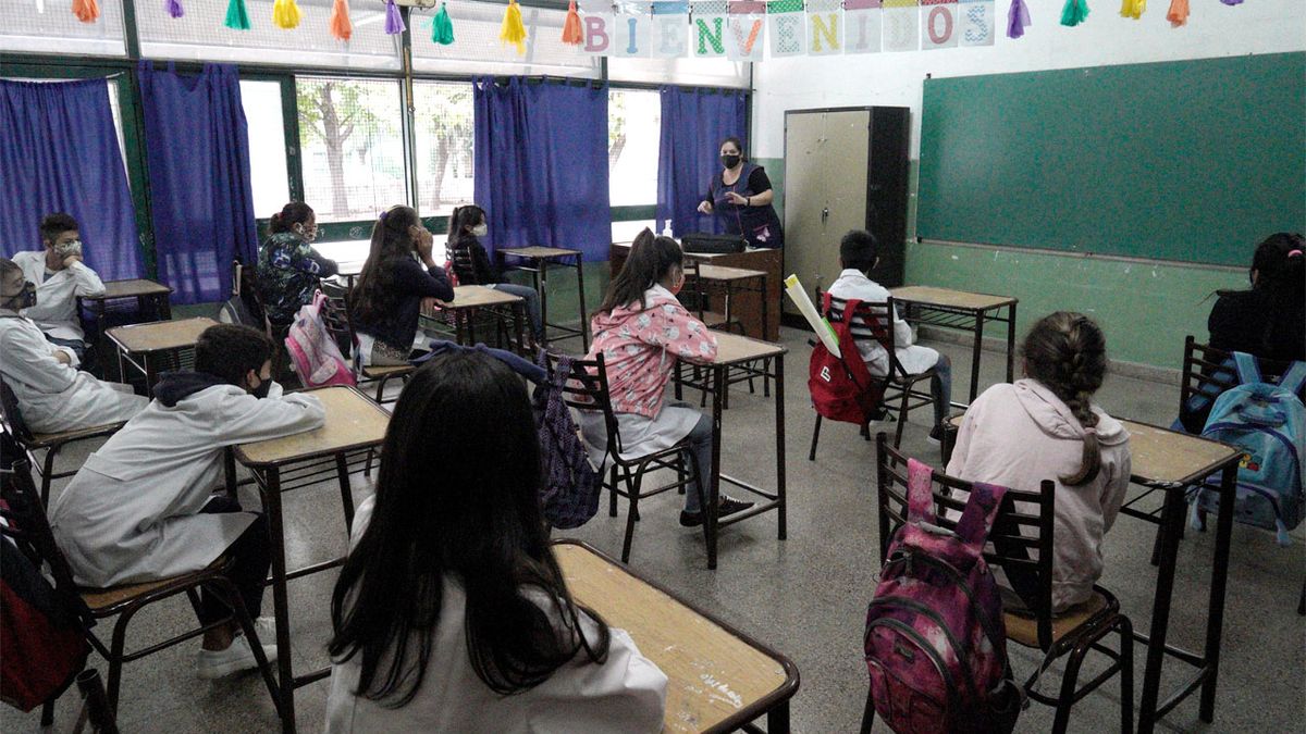 Vuelta A Clases Amsaf Rosario Advierte Sobre Problemas Estructurales