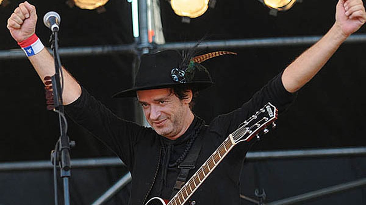 La familia de Cerati criticó la biografía que cuenta cómo fueron sus