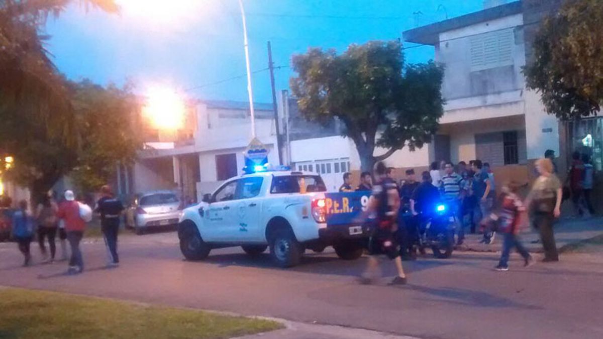 Hubo Heridos Tras Un Enfrentamiento Entre Hinchas De Patronato Y La Polic A