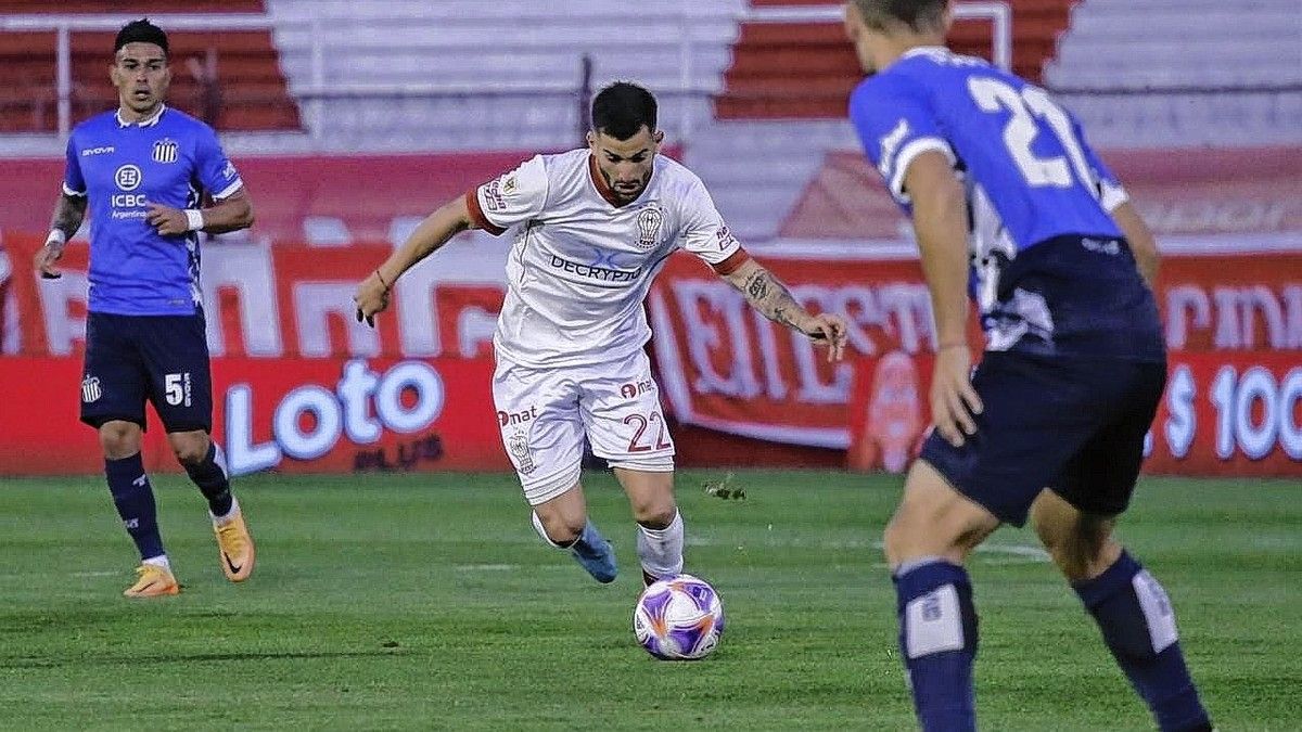 Huracán venció a Talleres y no quiere bajarse de la pelea