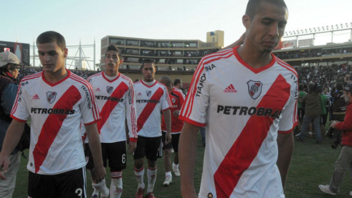 Patronato de Paraná le ganó a River y le complicó el camino al ascenso