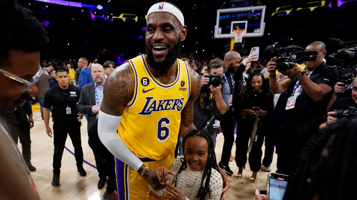 Lebron James Se Convirti En El M Ximo Anotador De La Historia De La Nba