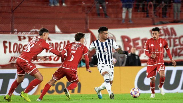 Talleres Le Gan A Hurac N Y Posterg El Festejo De River