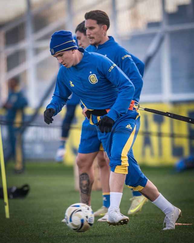 Franco Ibarra, el volante central titular del Canalla, le pone ganas y esfuerzo a la pretemporada. Franco Ibarra, el volante central titular del Canalla, le pone ganas y esfuerzo a la pretemporada.