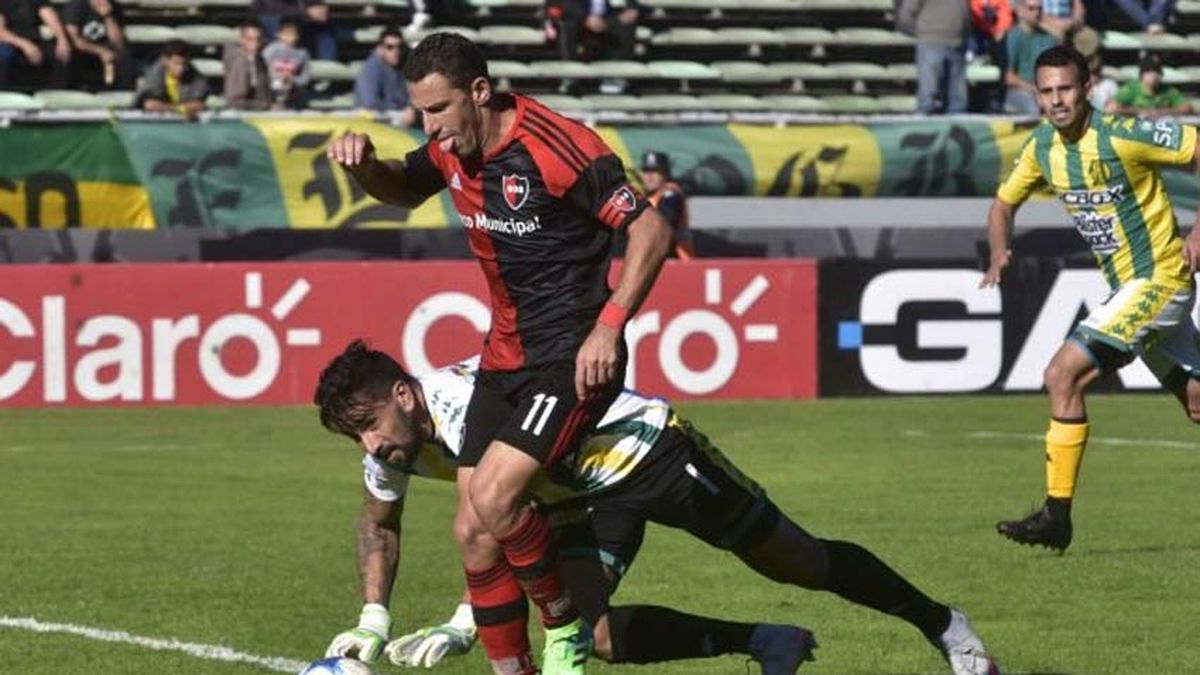 Newells Y Aldosivi Duelo Clave Por La Permanencia En Rosario