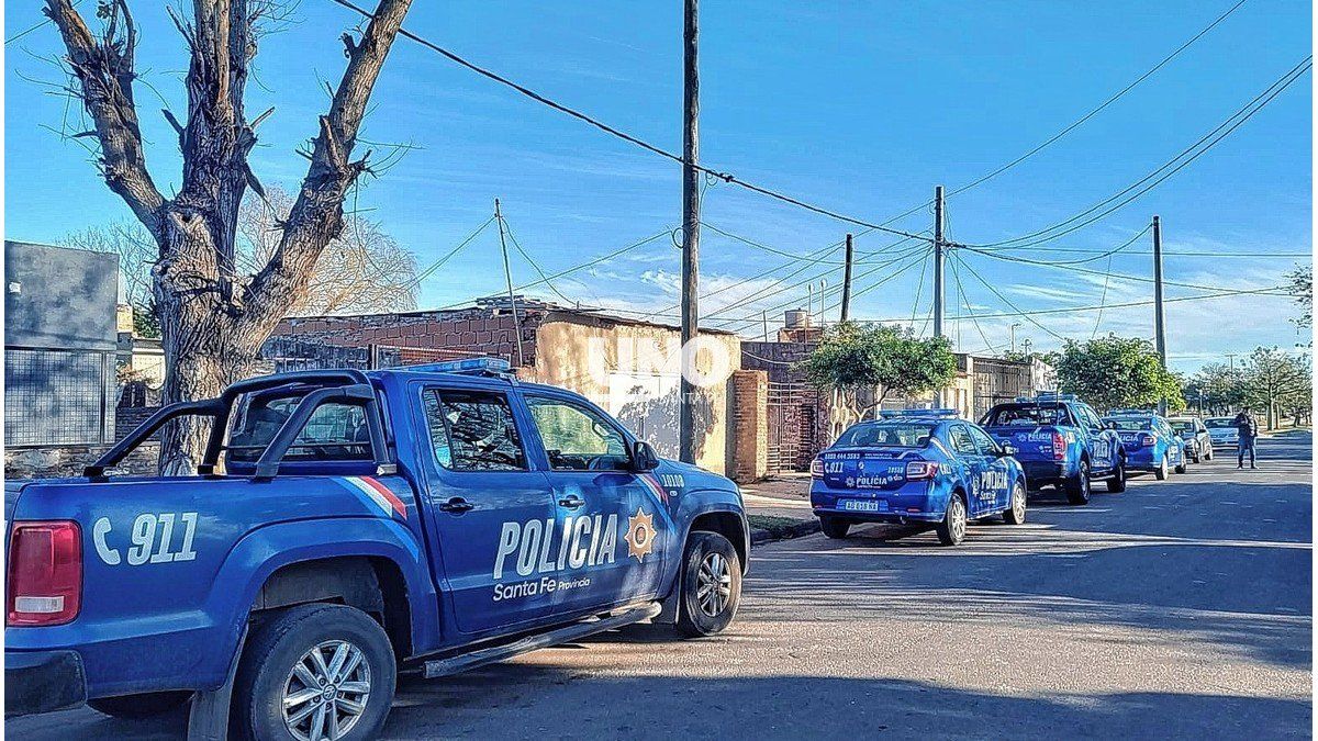 Barrio Coronel Dorrego Un Joven De A Os Que Esperaba El Colectivo