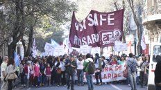 Los docentes volverán a parar mañana. Los docentes volverán a parar mañana.