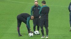 neymar se le planto a luis suarez por una broma en pleno entrenamiento del barca neymar se le planto a luis suarez por una broma en pleno entrenamiento del barca