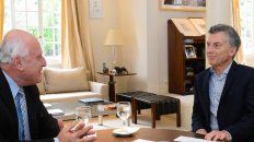 Lifschitz y Macri, en Olivos, donde buscaron acordar la forma en que la Nación devolvería lo adeudado. Lifschitz y Macri, en Olivos, donde buscaron acordar la forma en que la Nación devolvería lo adeudado.