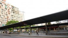 Sin colectivos hasta el mediodía en Rosario. Sin colectivos hasta el mediodía en Rosario.