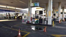 Las estaciones de servicio están cerradas desde las 0 hoy en Rosario. Las estaciones de servicio están cerradas desde las 0 hoy en Rosario.