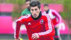 A favor del jugador. Amoroso pidió quedar libre por falta de pago. Todo indica que iría a Belgrano. A favor del jugador. Amoroso pidió quedar libre por falta de pago. Todo indica que iría a Belgrano.