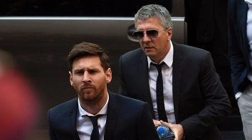 investigan a messi por operacion sospechosa investigan a messi por operacion sospechosa