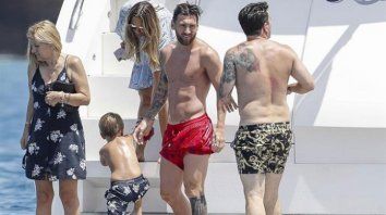 messi se fue de vacaciones con su familia a ibiza messi se fue de vacaciones con su familia a ibiza