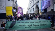 Militancia. Una de las tantas marchas que se realizaron en la ciudad a favor del aborto legal, seguro y gratuito, que se debate en el Senado. Militancia. Una de las tantas marchas que se realizaron en la ciudad a favor del aborto legal, seguro y gratuito, que se debate en el Senado.