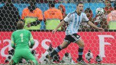 a maxi rodriguez lo llamaron para la seleccion a maxi rodriguez lo llamaron para la seleccion
