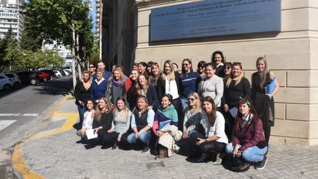 Gesto. Los mujeres colectiveras tuvieron el apoyo del Concejo.