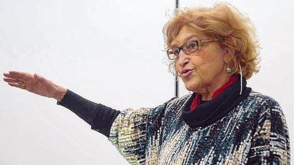 Para la pedagoga, es urgente comenzar con un plan de reparación de los establecimientos escolares. Para la pedagoga, es urgente comenzar con un plan de reparación de los establecimientos escolares.