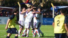 Por otro festejo. El equipo de Tablada viene de eliminar a Sportivo Bombal. Por otro festejo. El equipo de Tablada viene de eliminar a Sportivo Bombal.