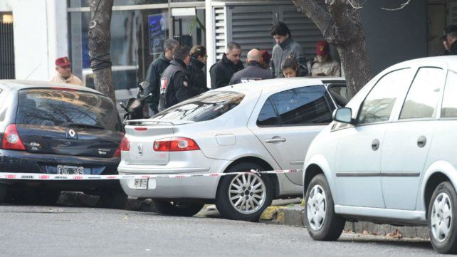 The Renault Laguna in which the victim was facing the garage.