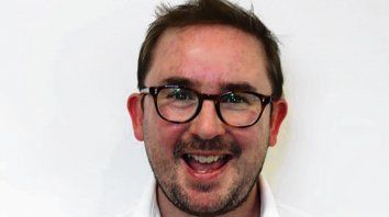 Tom Phillips. ¿De qué se ríe? Tom Phillips. ¿De qué se ríe?