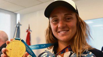 Nadia Podoroska. La Rusa subió a lo alto del podio y sacó pasaje para Tokio 2020. Nadia Podoroska. La Rusa subió a lo alto del podio y sacó pasaje para Tokio 2020.