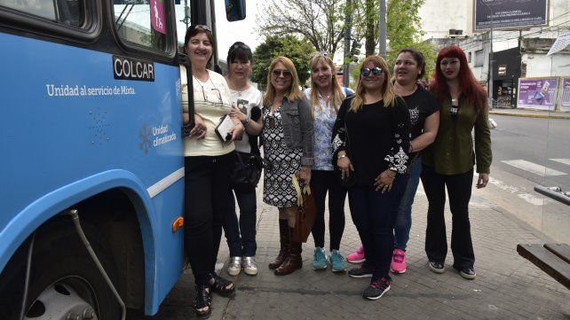 Las mujeres colectiveras acudieron a la Justicia para pedir igualdad de derechos.