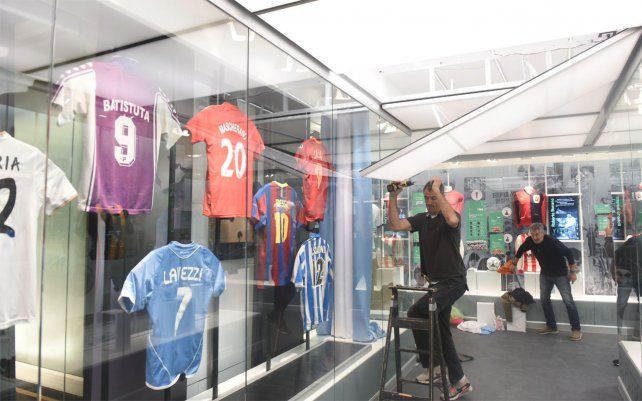 Los jugadores más destacados de la provincia cedieron sus camisetas para exhibirlas en las vitrinas del museo.