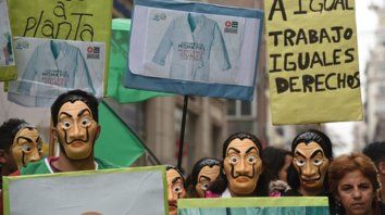 Protesta. La calle no se calma y los gremios se movilizan. Protesta. La calle no se calma y los gremios se movilizan.