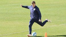 Con zurda. Colazo tendría su primer partido como titular. Con zurda. Colazo tendría su primer partido como titular.