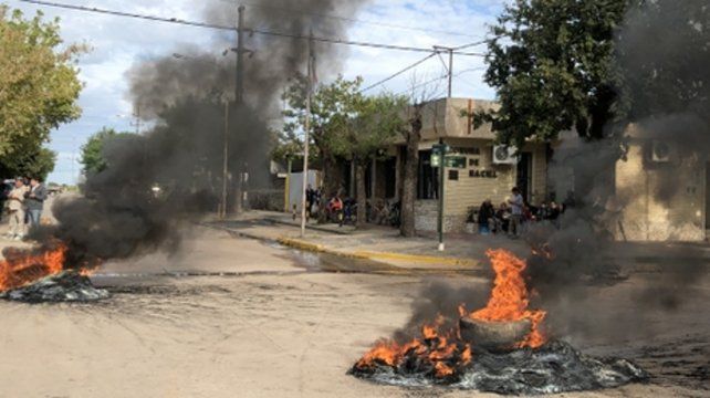 Aumenta la tensión en Maciel y cotran la autopista a Santa Fe - La Capital (Rosario)
