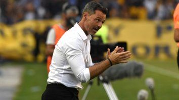 Diez jugadores más utilizó Cocca como titulares, además de los 7 que estuvieron siempre. El que más actuó fue Caruzzo: 11. Diez jugadores más utilizó Cocca como titulares, además de los 7 que estuvieron siempre. El que más actuó fue Caruzzo: 11.