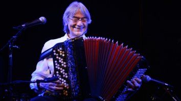 El traductor de sus emociones. Raúl Barboza y el acordeón regresan hoy al Atlas, con Nardo González. El traductor de sus emociones. Raúl Barboza y el acordeón regresan hoy al Atlas, con Nardo González.