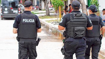 Discusión. Perotti dijo que insistirá en la Legislatura con el proyecto de emergencia en seguridad. Discusión. Perotti dijo que insistirá en la Legislatura con el proyecto de emergencia en seguridad.