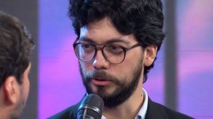 Un participante se presentó en el segmento de parecidos famosos y sorprendió por su similitud a el Profesor de La casa de papel. Un participante se presentó en el segmento de parecidos famosos y sorprendió por su similitud a el Profesor de La casa de papel.