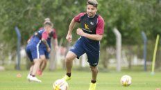 Mira la pelota. Palacios es el atacante que Newells negocia con Independiente. Mira la pelota. Palacios es el atacante que Newells negocia con Independiente.