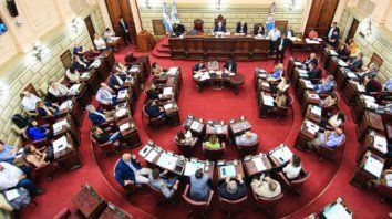 La Legislatura santafesina también se ve afectada por la pandemia. La Legislatura santafesina también se ve afectada por la pandemia.