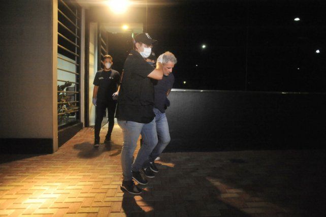 El empresario que había sido detenido el jueves por la noche en las torres Maui por violar la cuarentena