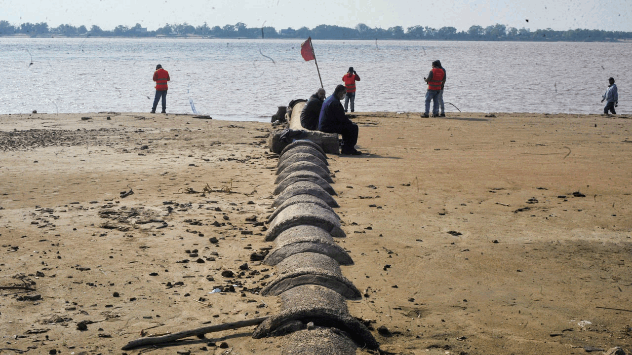 Refuerzan la planta de Assa para evitar problemas por la gran bajante del río