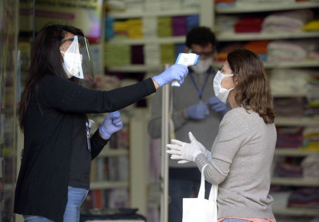 En Rosario se intensificaron los controles para evitar la propagación del coronavirus.
