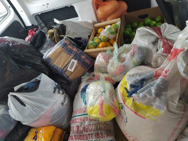 La mercader&iacute;a que reciben para realizar las viandas.   