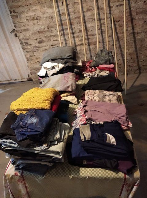 Ropa y abrigos para la gente m&aacute;s necesitada. Una ayuda para los carenciados, 