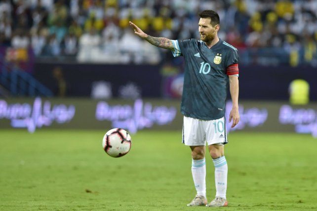 Seg&uacute;n Solari, Messi marca el camino de la selecci&oacute;n argentina.