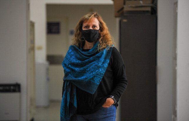 Patricia Mazzei forma parte de la red de seguimientos de pacientes de coronavirus. El trato con ellos es diario.
